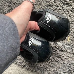 Women’s GIRO biking shoes